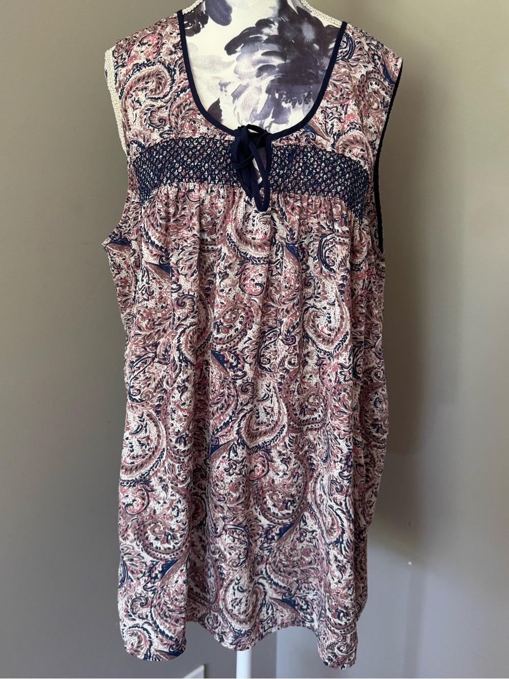 Daniel Rainn Paisley Tie-Front Sleeveless Tank Top in Pink and Navy